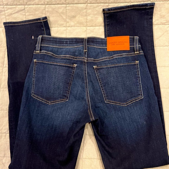 NEW Lucky Brand Jeans Midrise Ankle Straight Jean Dark Wash Size 2/26 - Picture 3 of 3